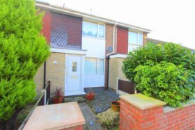 2 bedroom Terraced t...